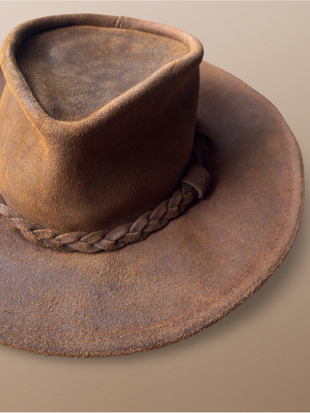 Minnetonka Genuine Leather Outback Hat Brown Suede Braided Band Medium Western